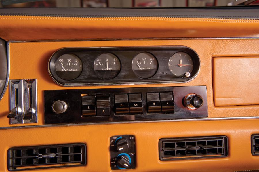  Ferrari 275 GTB/4 Berlinetta 1967 года  (фото 10 из 155)